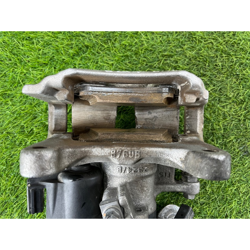 Суппорт тормозной (тормозная система) AUDI Q7 4M 2018 3.0 TFSi 4M0615404A