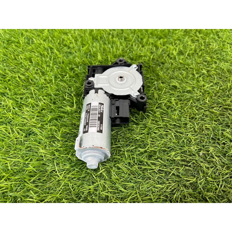 Мотор люка (электрика) AUDI Q7 4M 2018 3.0 TFSi 4M0959591