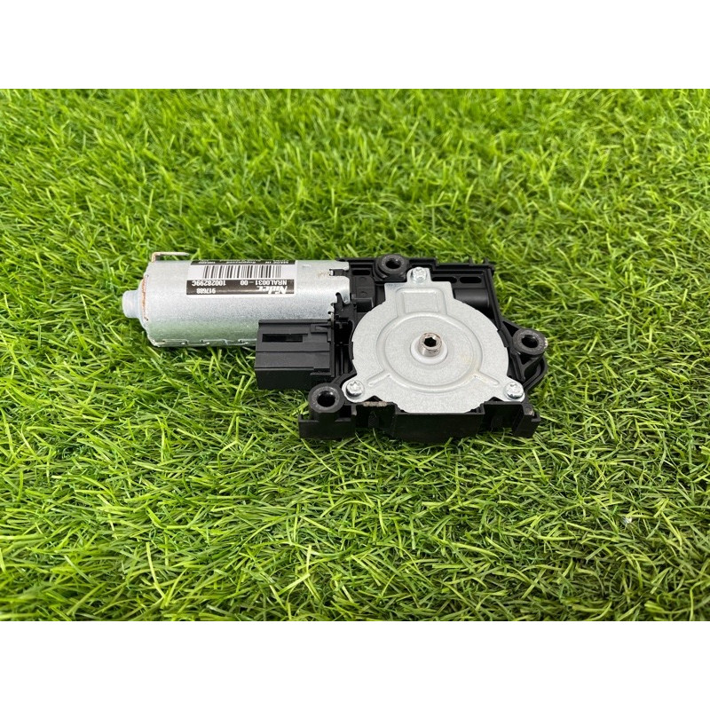 Мотор люка (электрика) AUDI Q7 4M 2018 3.0 TFSi 4M0959591