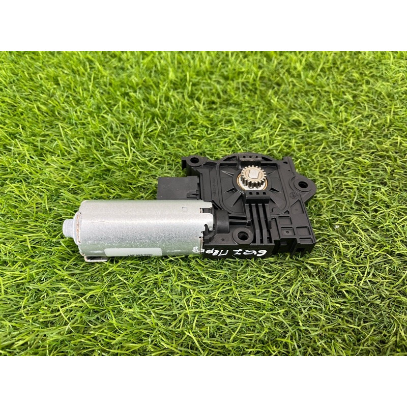 Мотор люка (электрика) AUDI Q7 4M 2018 3.0 TFSi 4M0959591