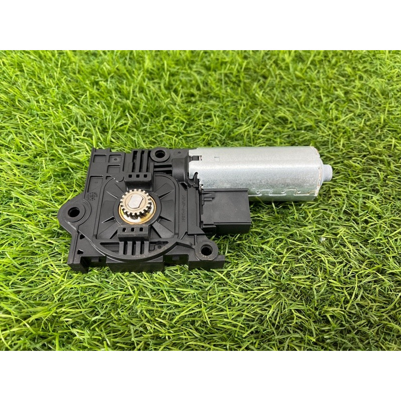 Мотор люка (электрика) AUDI Q7 4M 2018 3.0 TFSi 4M0959591