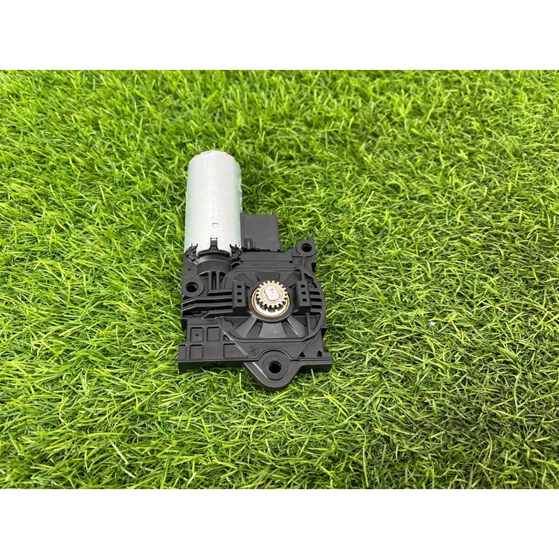 Мотор люка (электрика) AUDI Q7 4M 2018 3.0 TFSi 4M0959591