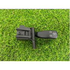 Кнопка регулировки положения руля