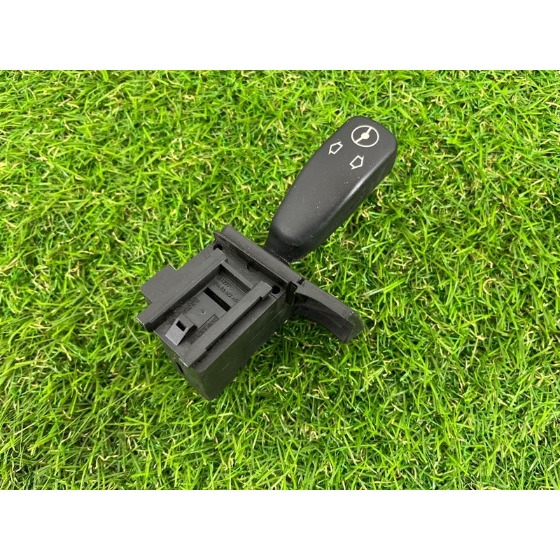 Кнопка регулировки положения руля (электрика / кнопки) BMW X5 E53 2003 M62B44 61318373901