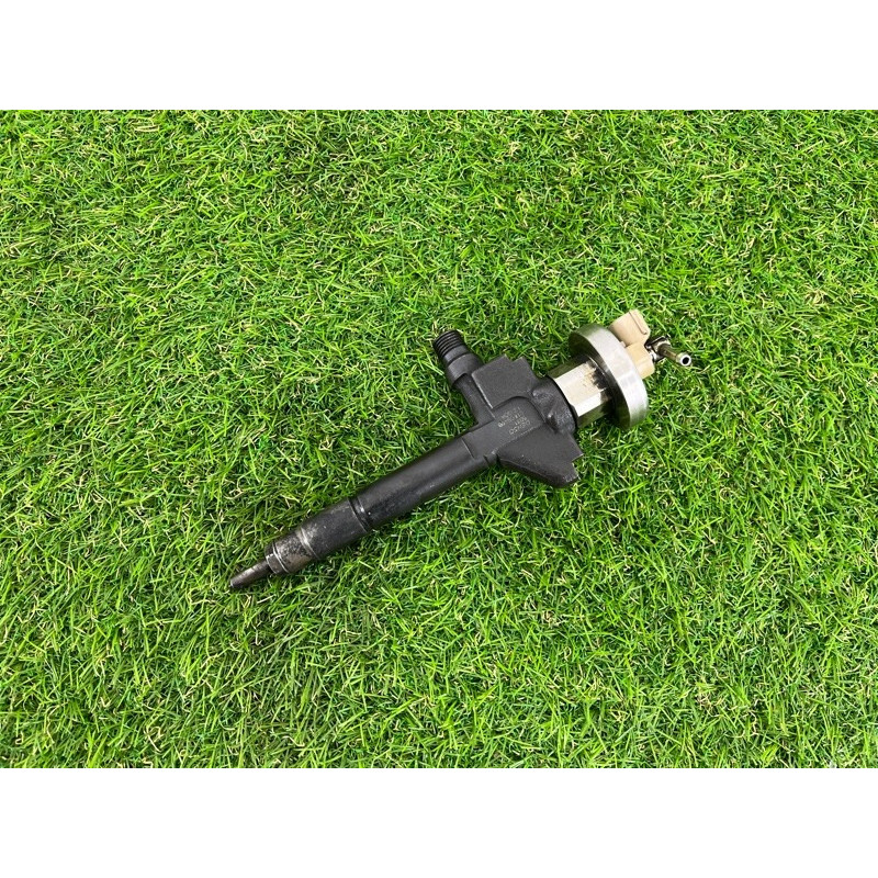 Форсунка топливная (топливная система) Mazda 6 GG 2002 2.0 RF5 13H50A