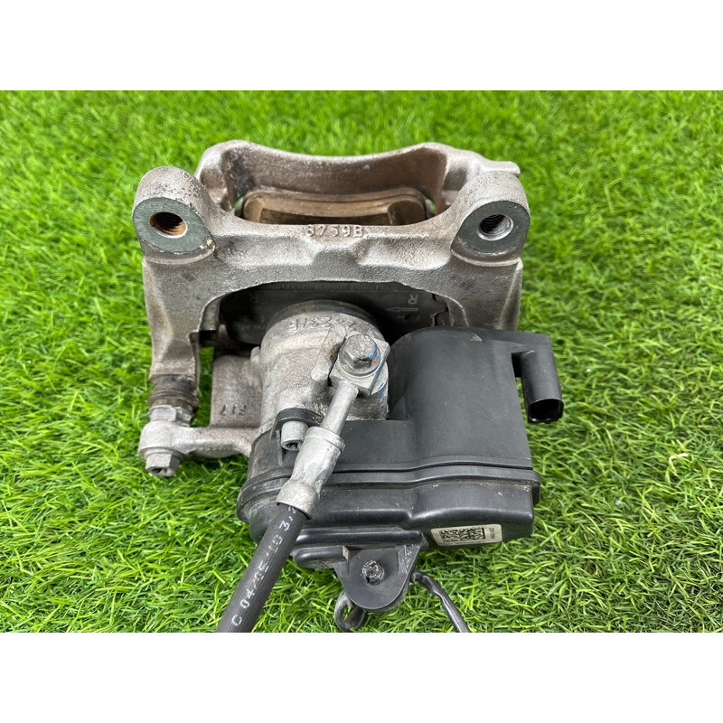 Суппорт тормозной (тормозная система) AUDI Q7 4M 2018 3.0 TFSi 4M0615403A