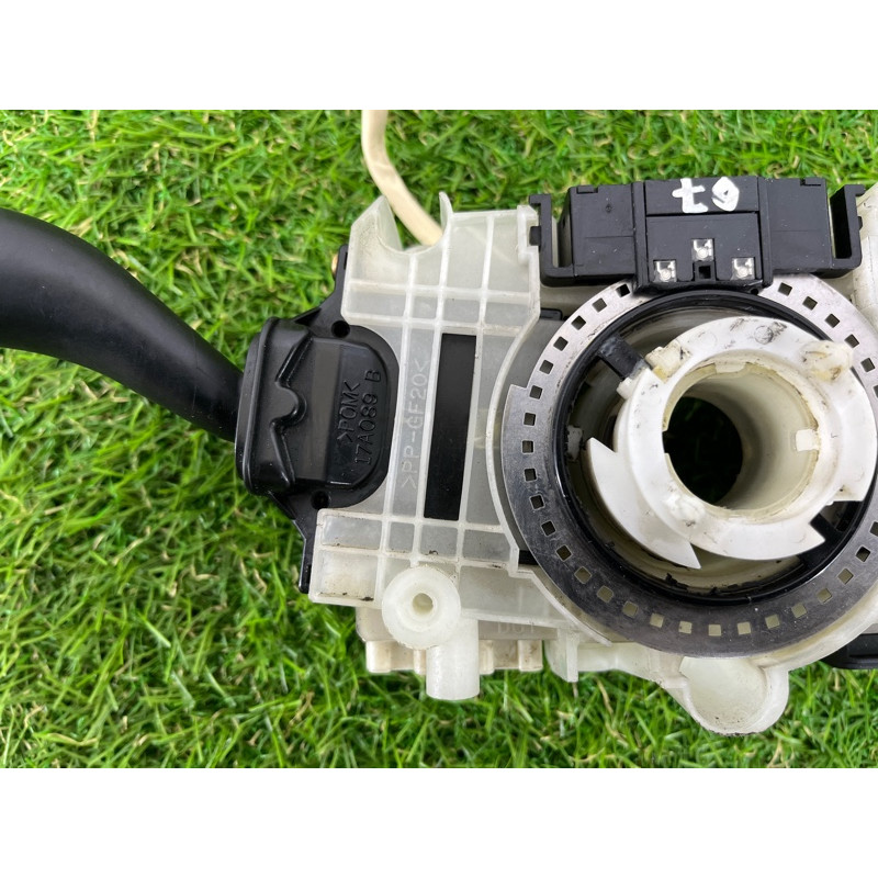 Подрулевой шлейф (электрика) Mazda 6 GG 2004 2.0 RF5 GJ5M 17D318