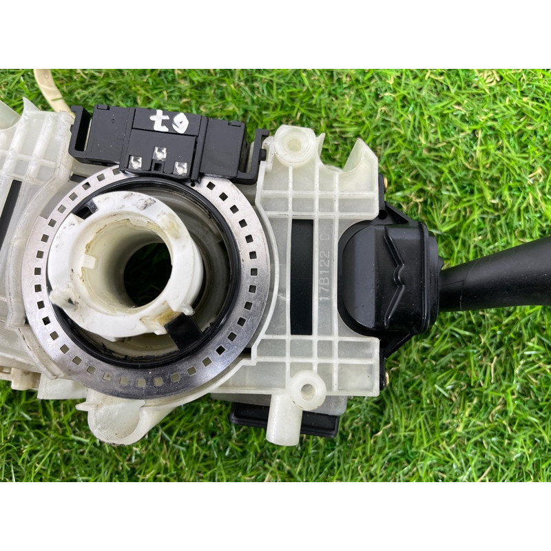 Подрулевой шлейф (электрика) Mazda 6 GG 2004 2.0 RF5 GJ5M 17D318