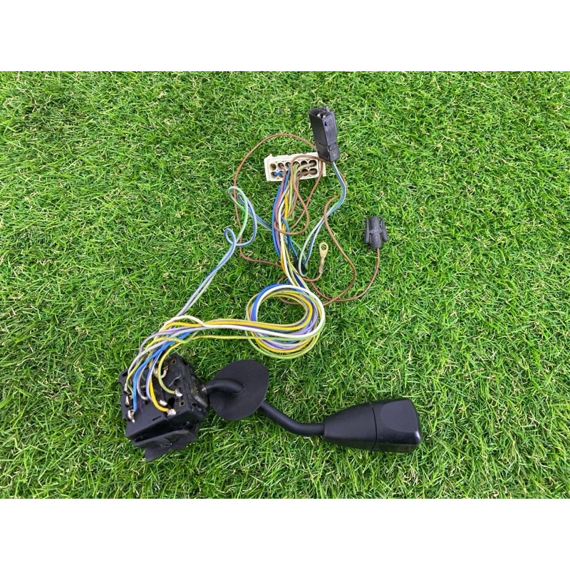 Переключатель поворотов (электрика) BMW 7-series E32