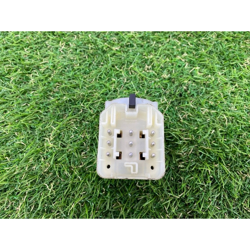 Контактная группа (электрика) BMW 5-series E39 61328373061