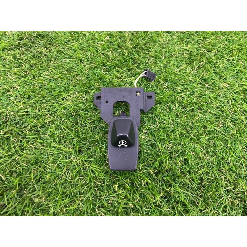 Кнопка регулировки положения руля (электрика / кнопки) BMW 5-series E39 61316918010