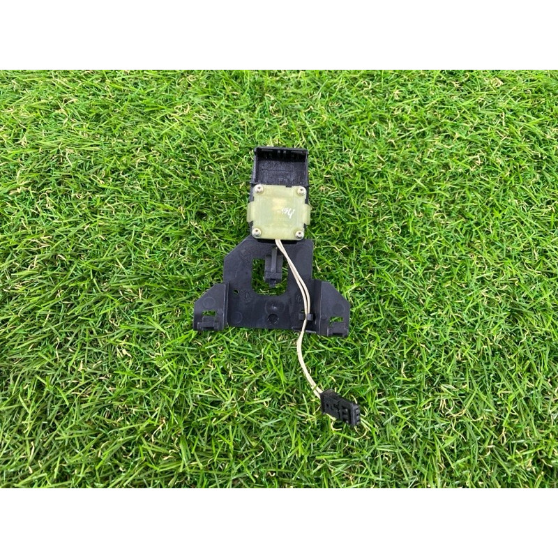 Кнопка регулировки положения руля (электрика / кнопки) BMW 5-series E39 61316918010