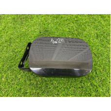 Лючок топливного бака