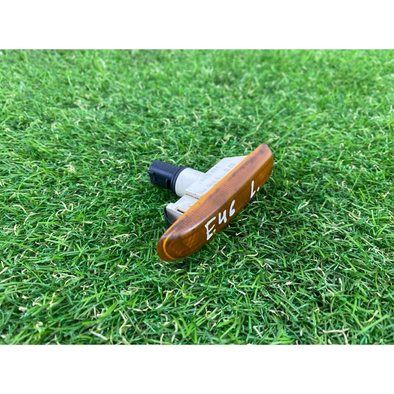 Повторитель поворота (оптика) BMW 3-series E46 63138370719