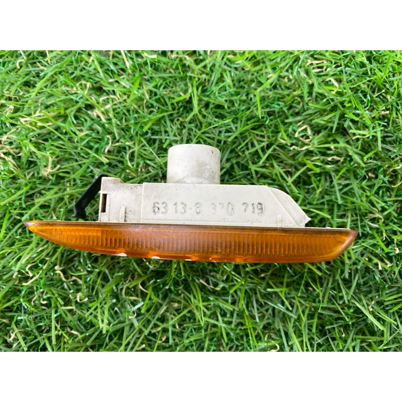 Повторитель поворота (оптика) BMW 3-series E46 1999 M43B19 63138370719