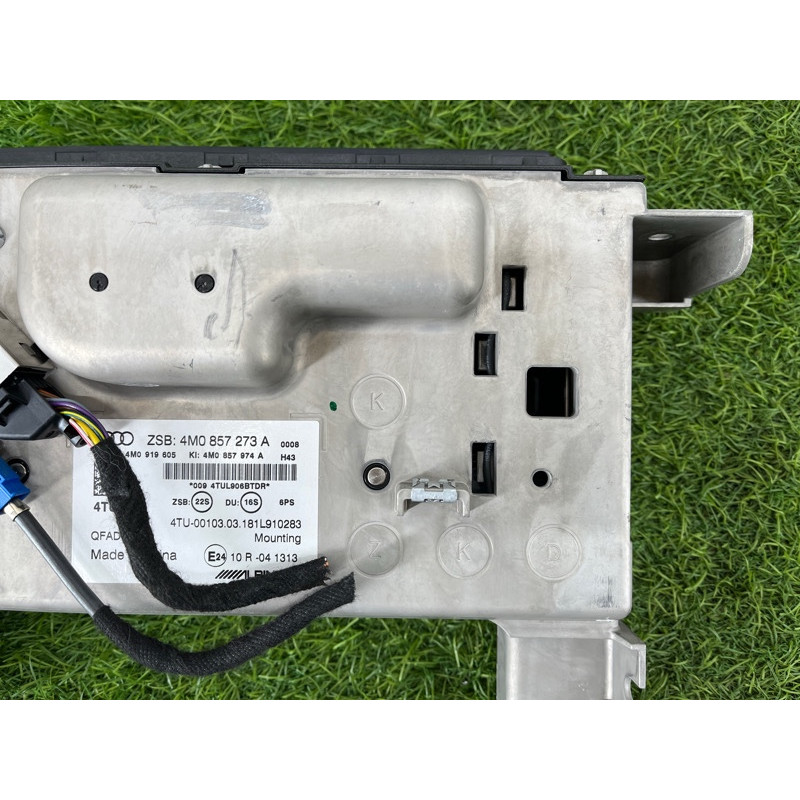 Монитор (электрика) AUDI Q7 4M 2018 3.0 TFSi 4M0857273A6PS