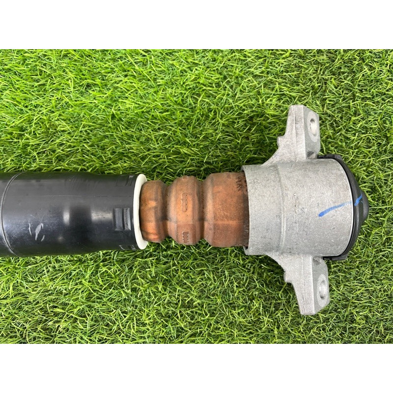 Амортизатор (подвеска) AUDI Q7 4M 2018 3.0 TFSi 4M0513035AA