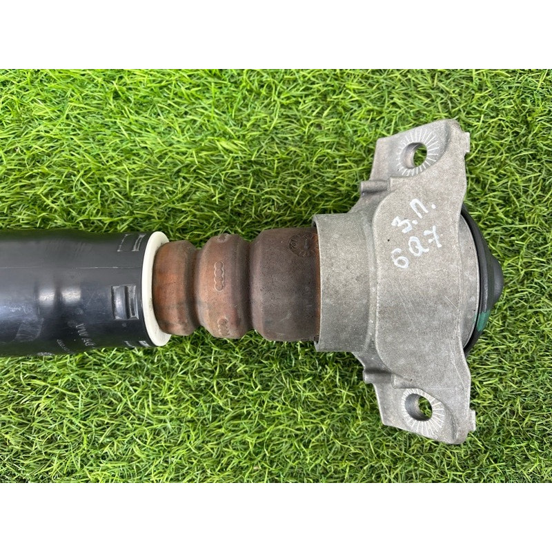 Амортизатор (подвеска) AUDI Q7 4M 2018 3.0 TFSi 4M0513035AA