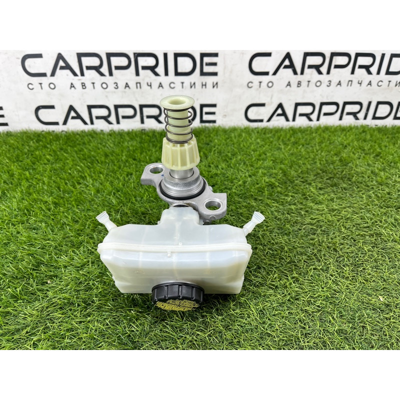 Главный тормозной цилиндр (тормозная система) AUDI Q7 4M 2018 3.0 TFSi 4M0611021A