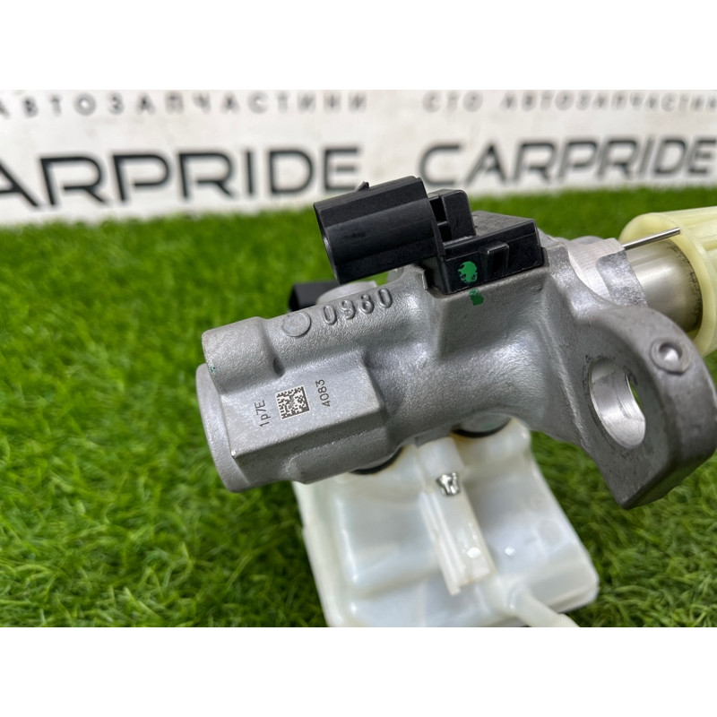 Главный тормозной цилиндр (тормозная система) AUDI Q7 4M 2018 3.0 TFSi 4M0611021A