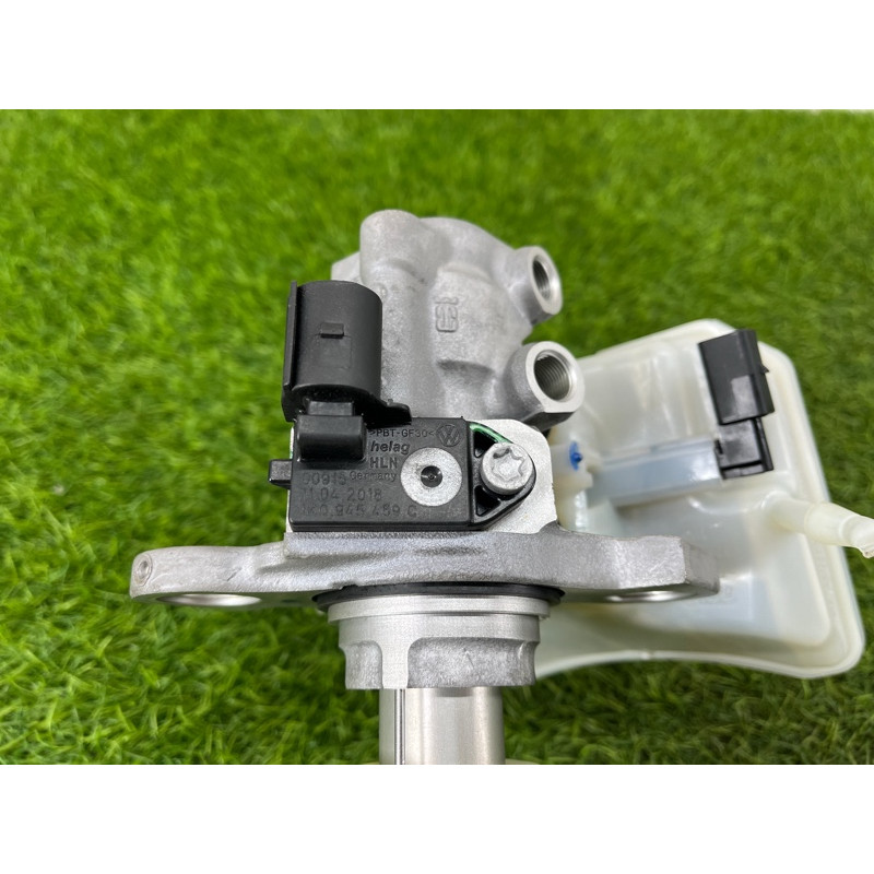 Главный тормозной цилиндр (тормозная система) AUDI Q7 4M 2018 3.0 TFSi 4M0611021A