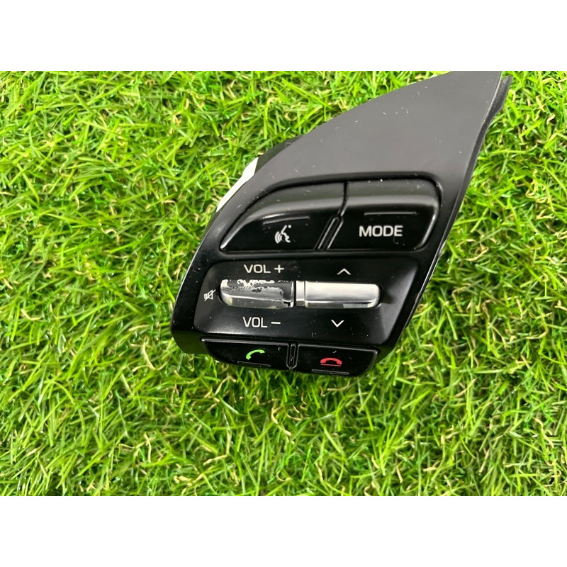 Кнопки руля (электрика / кнопки) Hyundai Ioniq AE 2019 Electro 96710G20104X