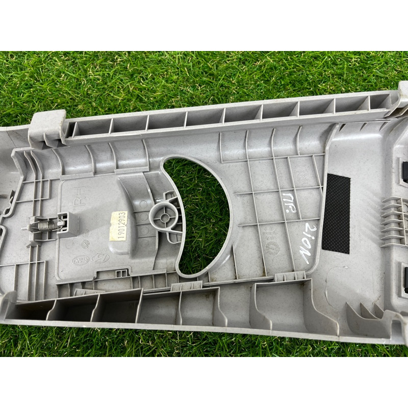 Обшивка Стойки (салон) Hyundai Ioniq AE 2019 Electro 85840G2100TTX