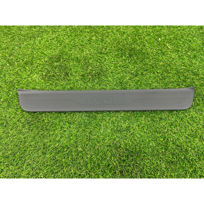 Накладка на порог (кузов и элементы) Hyundai Ioniq AE 2019 Electro 85883G2000T9Y