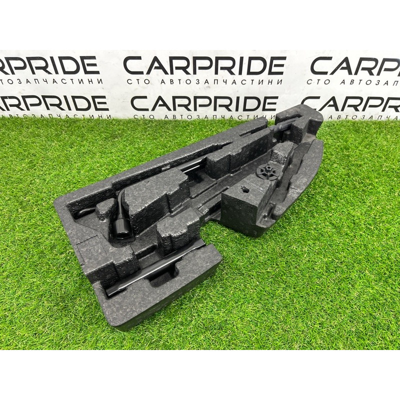 Комплект інструменту (аксессуары) Hyundai Santa Fe TM 2019 2.4GDI 09149S2000