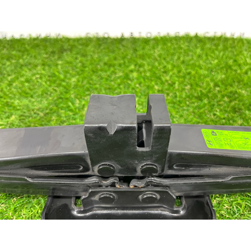 Комплект інструменту (аксессуары) Hyundai Santa Fe TM 2019 2.0 GDi Turbo 09149S2000