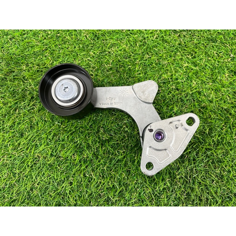 Ролик натяжной (двигатель и элементы) Hyundai Ioniq AE 2021 1.6 Hybrid 2528103HA0