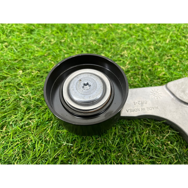 Ролик натяжной (двигатель и элементы) Hyundai Ioniq AE 2021 1.6 Hybrid 2528103HA0