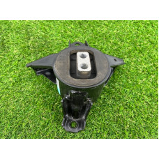 Подушка двигателя