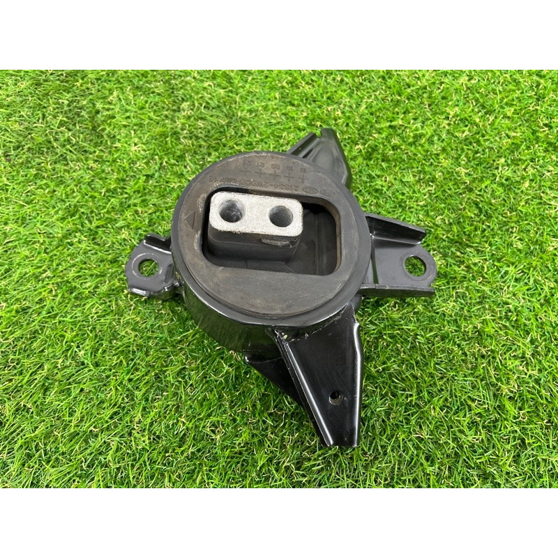 Подушка двигателя (двигатель и элементы) Hyundai Santa Fe TM 2019 2.4GDI 21830S1100