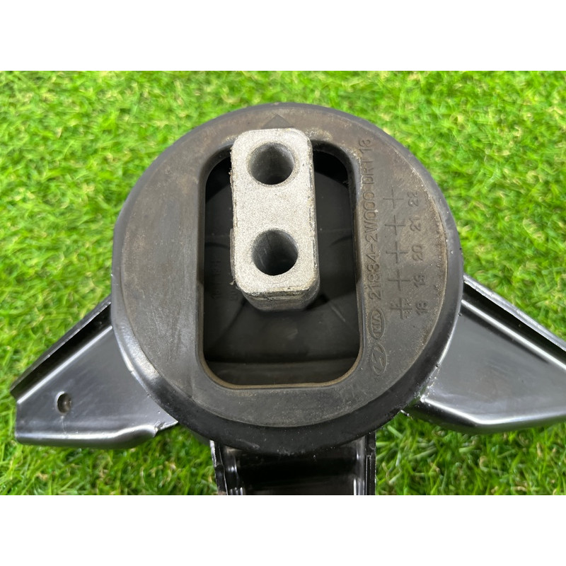 Подушка двигателя (двигатель и элементы) Hyundai Santa Fe TM 2019 2.4GDI 21830S1100