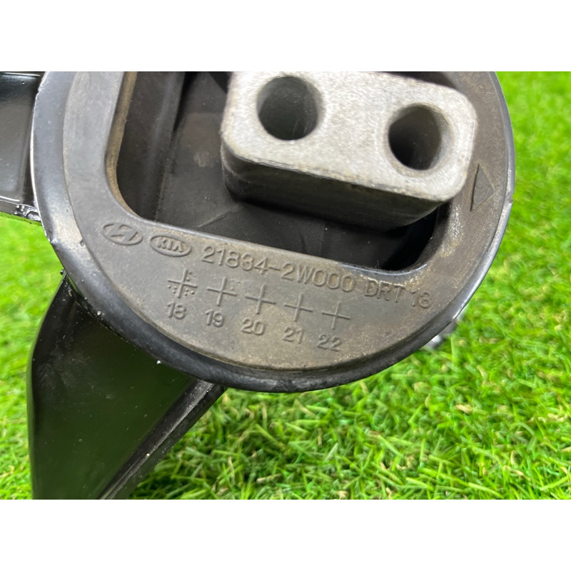 Подушка двигателя (двигатель и элементы) Hyundai Santa Fe TM 2019 2.4GDI 21830S1100