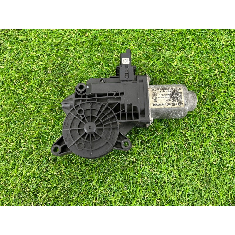 Мотор стеклоподъемника (электрика) Hyundai Ioniq AE 2021 1.6 Hybrid 82460G2020