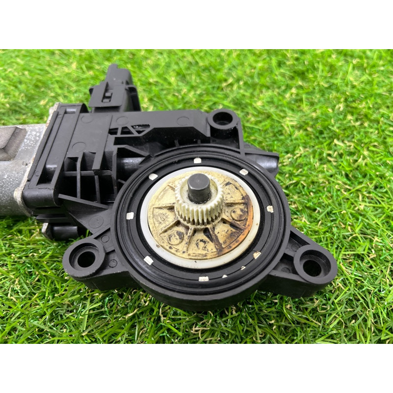 Мотор стеклоподъемника (электрика) Hyundai Ioniq AE 2021 1.6 Hybrid 82460G2020