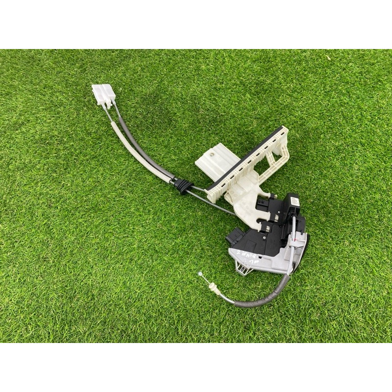 Замок двери (кузов и элементы) Hyundai Ioniq AE 2019 Electro 81420G2000