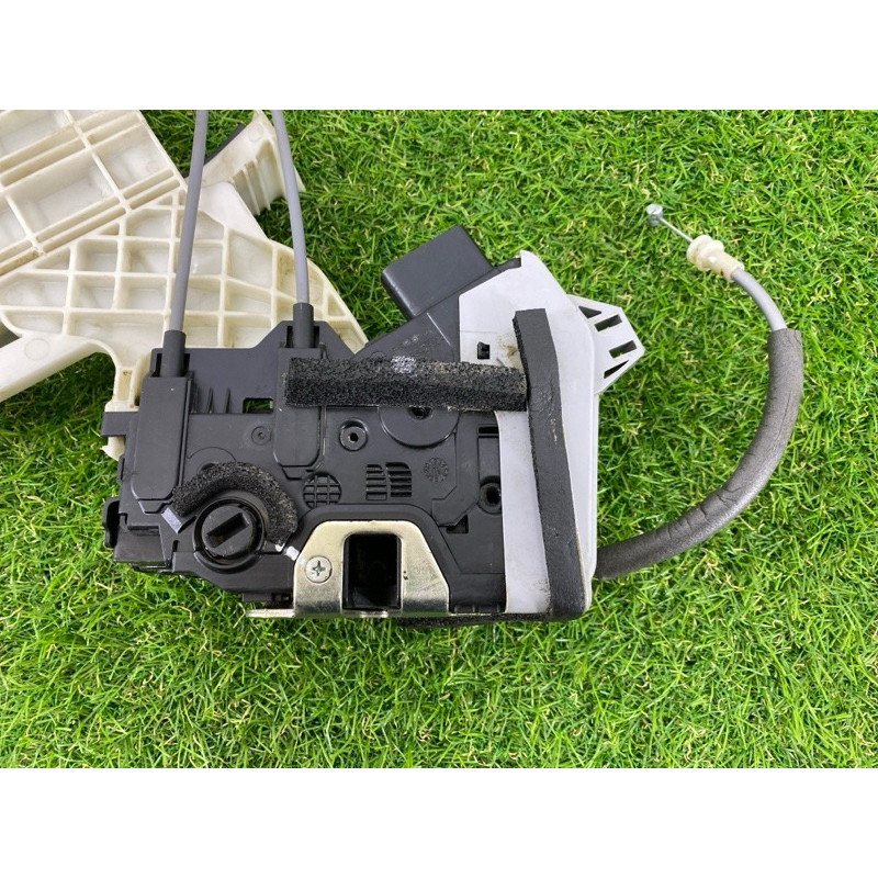 Замок двери (кузов и элементы) Hyundai Ioniq AE 2019 Electro 81420G2000