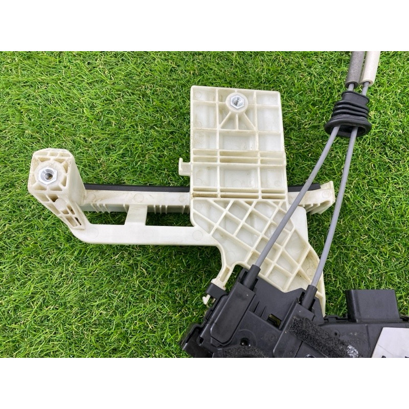 Замок двери (кузов и элементы) Hyundai Ioniq AE 2019 Electro 81420G2000