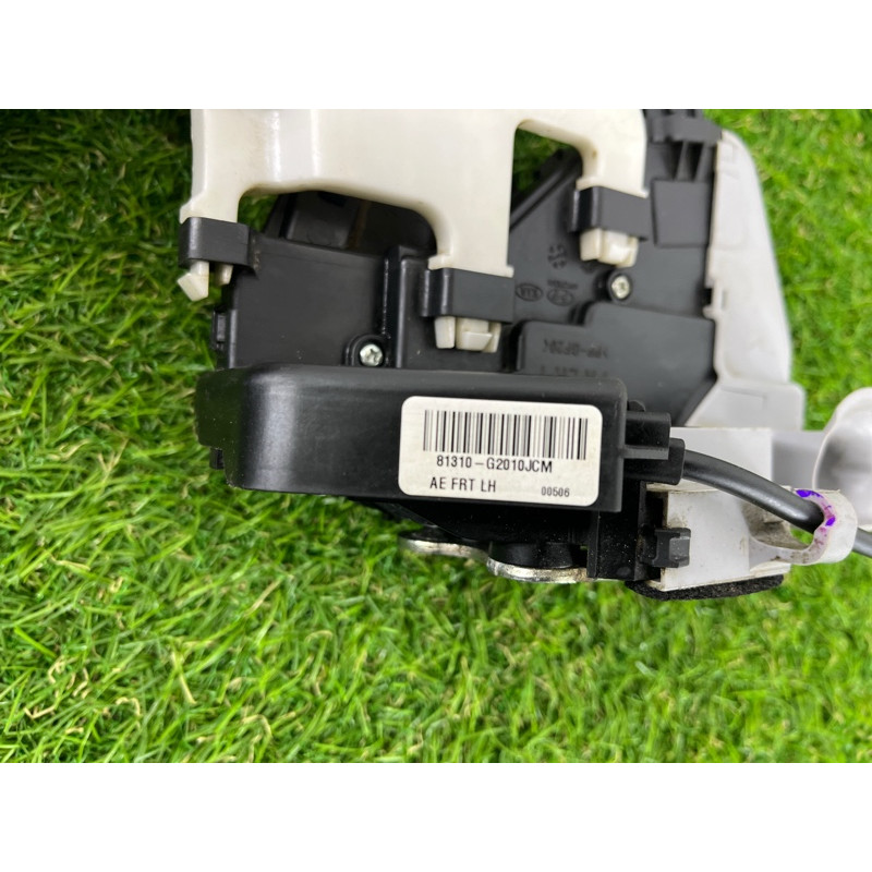 Замок двери (кузов и элементы) Hyundai Ioniq AE 2019 Electro 81310G2010