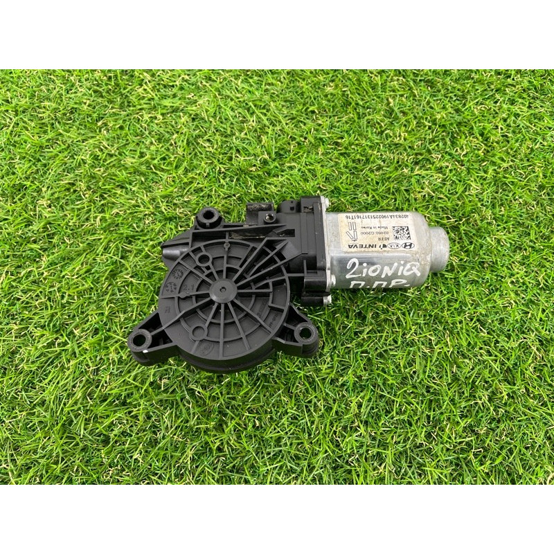 Мотор стеклоподъемника (электрика) Hyundai Ioniq AE 2019 Electro 82460G2000