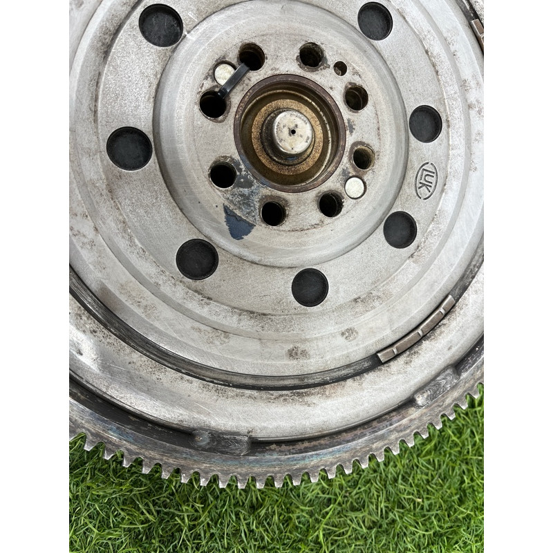 Маховик (двигатель и элементы) Volkswagen Passat B5 2000 2.5 059105266A