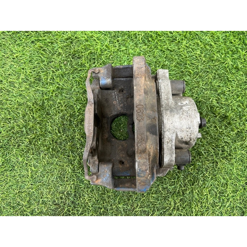 Суппорт тормозной (тормозная система) Opel Vectra C 2008 1.9 D 5542456