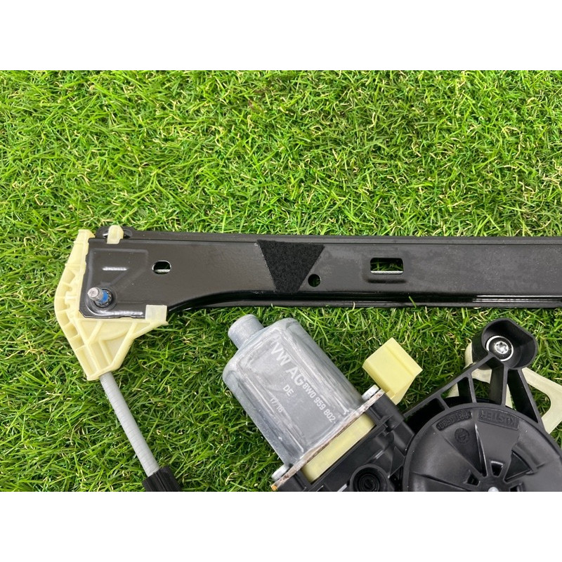 Механизм стеклоподъемника с мотором (кузов и элементы) AUDI Q7 4M 2018 3.0 TFSi 4M0837461A