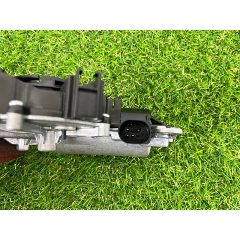 Привод замка багажника (электрика) AUDI Q7 4M 2018 3.0 TFSi 4M0827887C