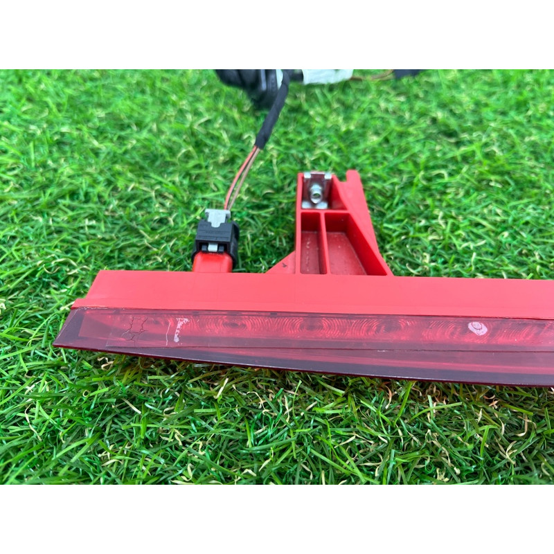 Повторитель стоп сигнала (оптика) AUDI Q7 4M 2018 3.0 TFSi 4M0945097