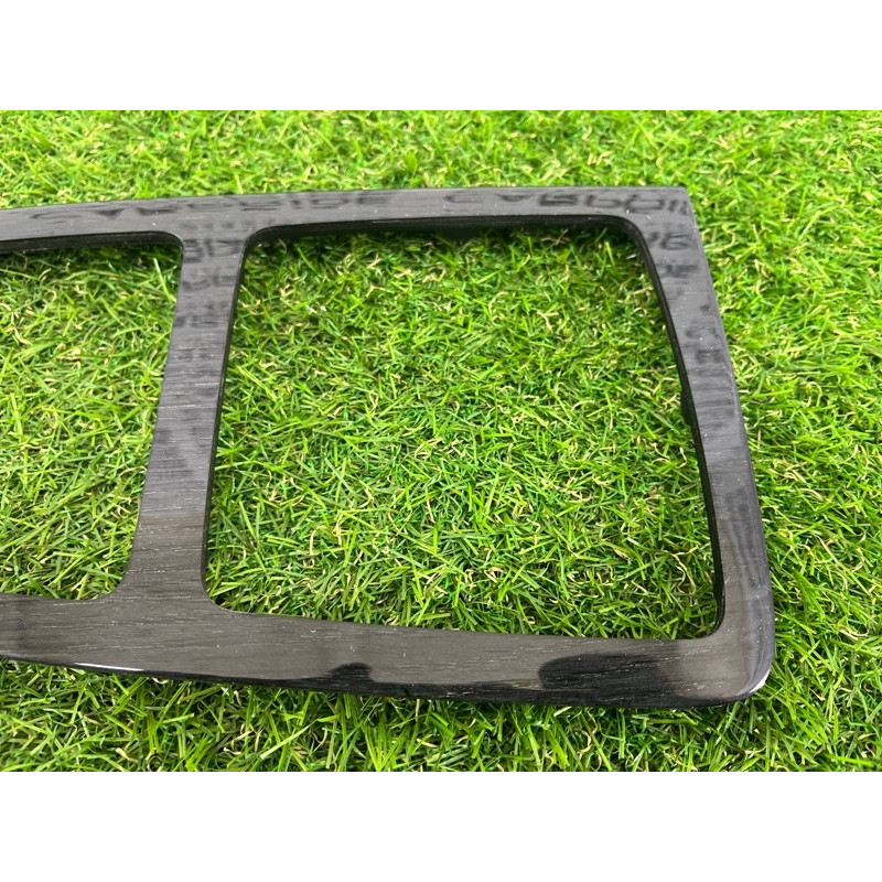 Декоративная накладка центральной консоли (салон) AUDI Q7 4M 2018 3.0 TFSi 4M1863321PRQ8