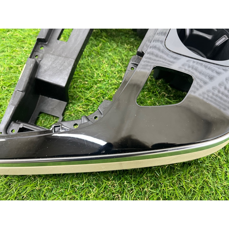 Декоративная накладка центральной консоли (салон) AUDI Q7 4M 2018 3.0 TFSi 4M1864241AHPKW